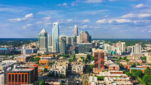 Charlotte North Carolina nhìn từ trên không trung tâm thành phố