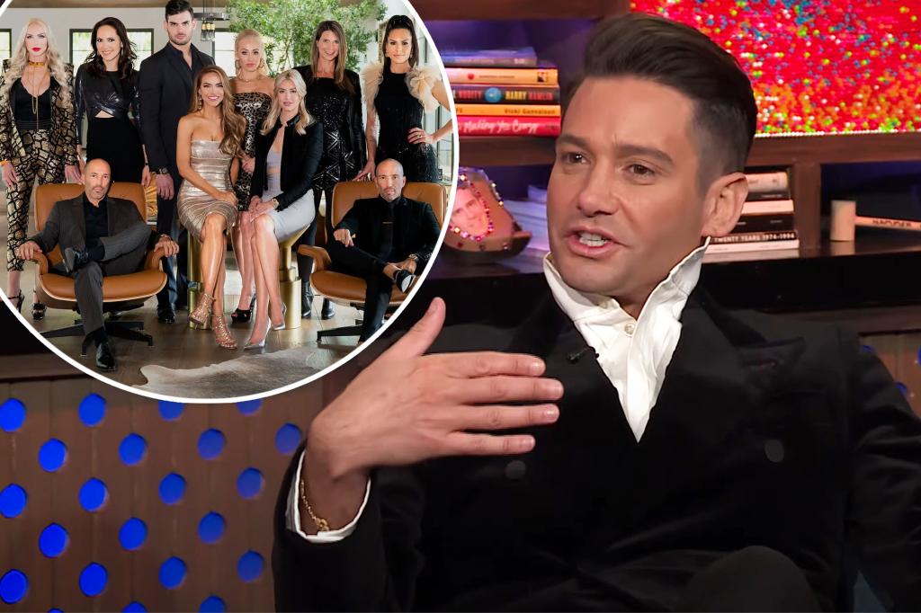 Josh Flagg chỉ trích dàn diễn viên của ‘Selling Sunset’ trên ‘WWHL’, tuyên bố họ không phải là ‘nhà môi giới bất động sản được cấp phép’