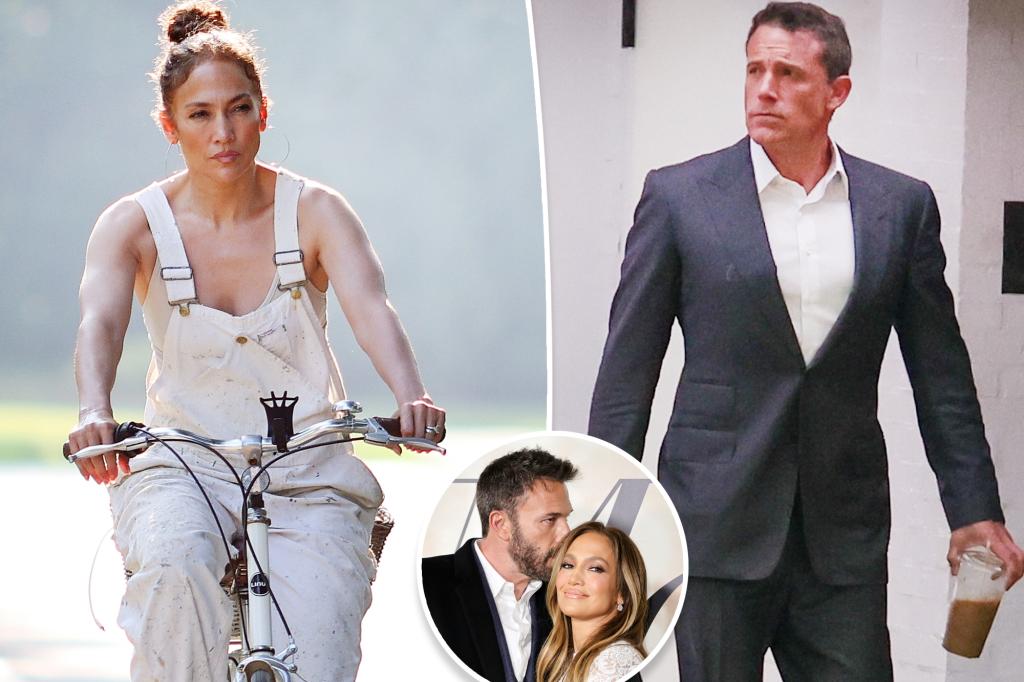 Jennifer Lopez đeo nhẫn cưới khi cô và Ben Affleck dành ngày kỷ niệm xa nhau