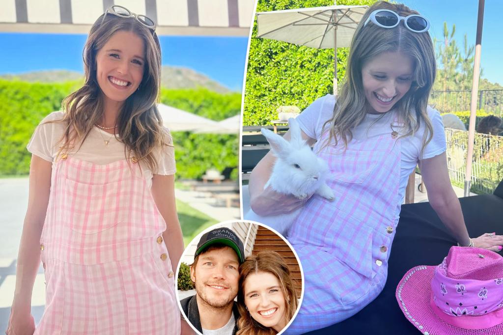 Katherine Schwarzenegger xác nhận mang thai lần thứ ba, ám chỉ đến chuyện quan hệ tình dục