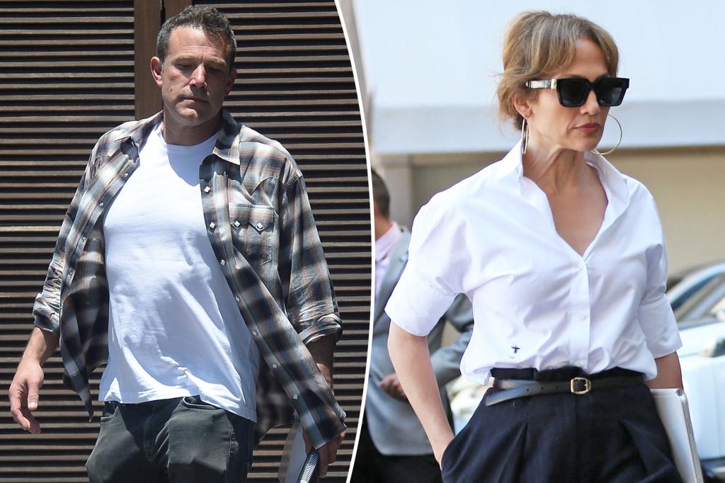 Ben Affleck diện kiểu tóc Faux Hawk, vứt bỏ nhẫn cưới giữa lúc hôn nhân với Jennifer Lopez đang trục trặc