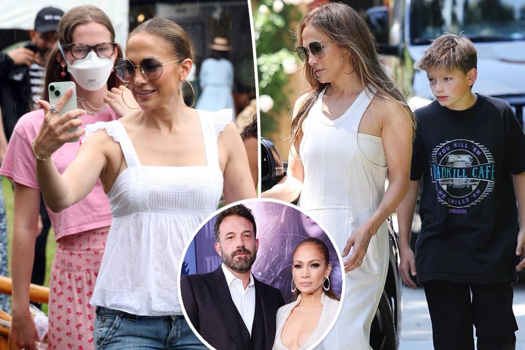 Jennifer Lopez vẫn ‘muốn dành thời gian chất lượng’ cho các con của Ben Affleck: báo cáo