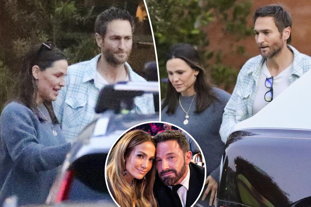 Jennifer Garner tận hưởng buổi tối hẹn hò với bạn trai John Miller trong bối cảnh Ben Affleck và Jennifer Lopez ly hôn