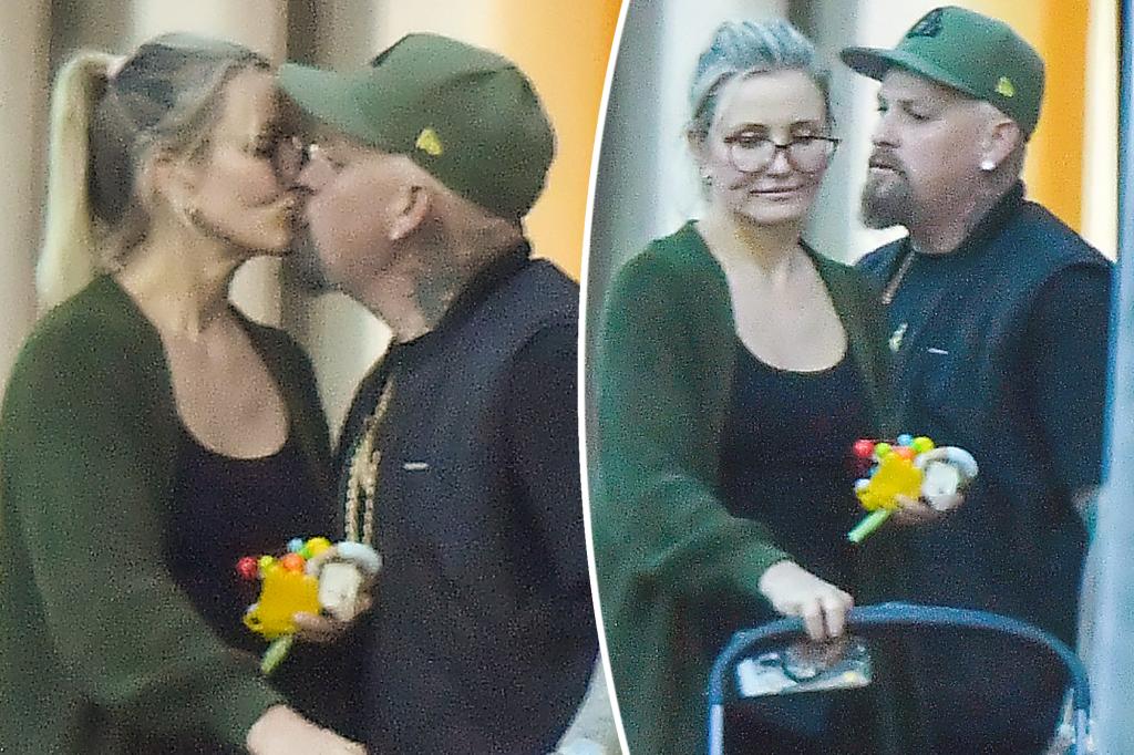 Cameron Diaz, Benji Madden thể hiện tình cảm hiếm hoi