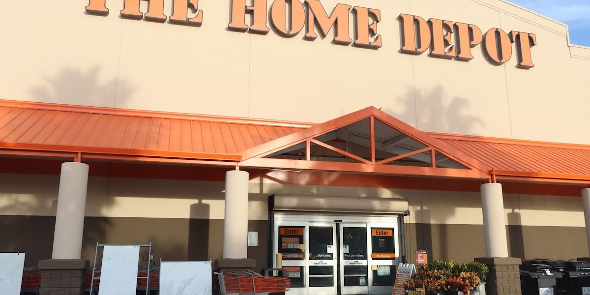 Doanh số bán hàng đang giảm tại Home Depot và Lowe’s — Best Life