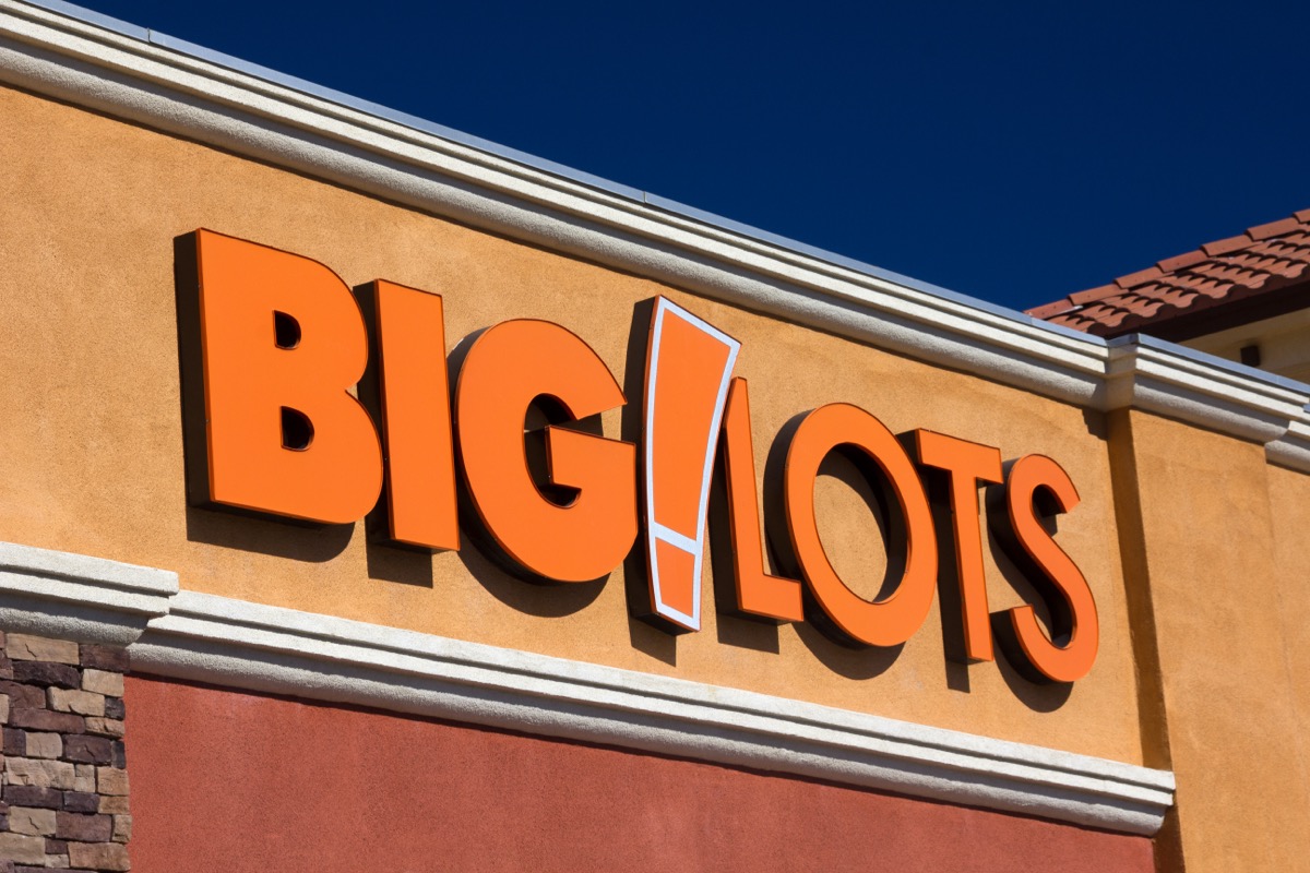 Big Lots hiện có thể đóng cửa 315 cửa hàng “hoạt động kém hiệu quả” — Best Life