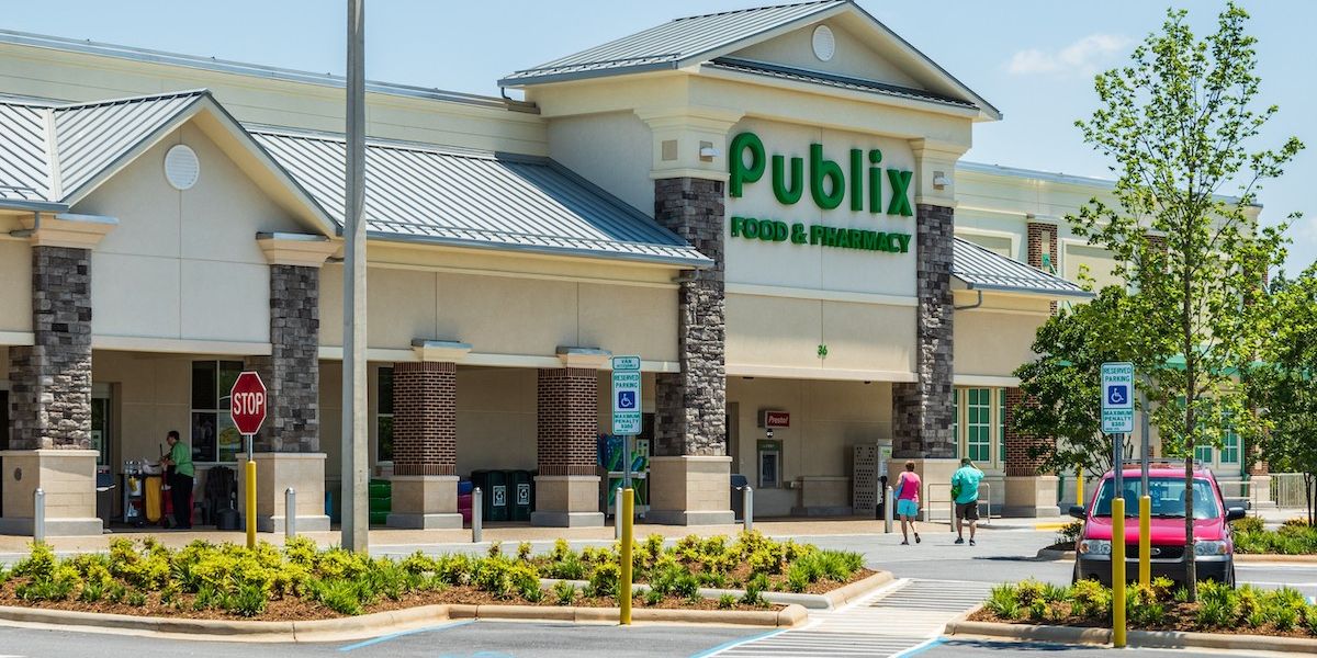 Người mua hàng chỉ trích giá “tội phạm” của Publix — Best Life